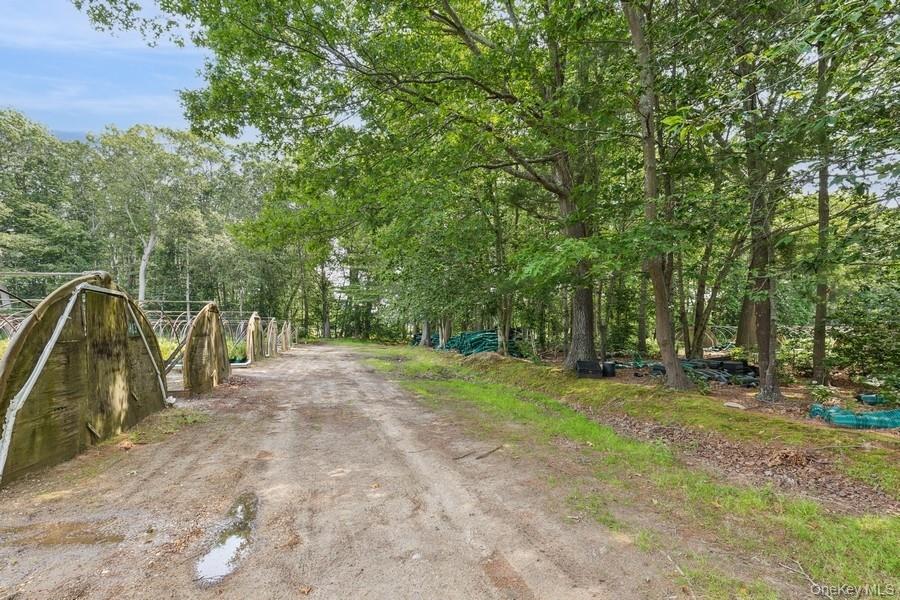 550 / 538 Herricks Lane – For Rent photo 22