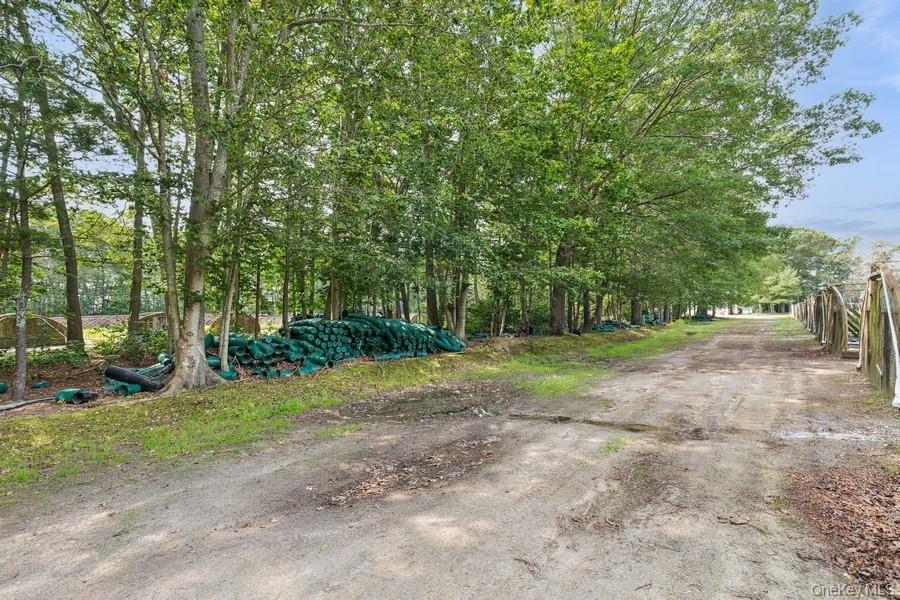 550 / 538 Herricks Lane – For Rent photo 20