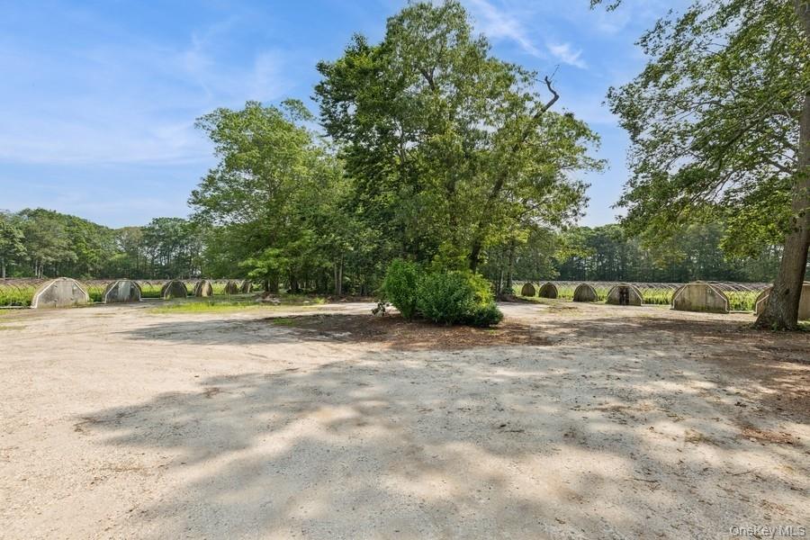 550 / 538 Herricks Lane – For Rent photo 5