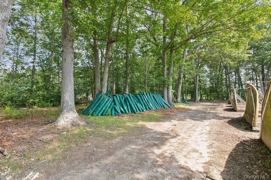 550 / 538 Herricks Lane – For Rent photo 13