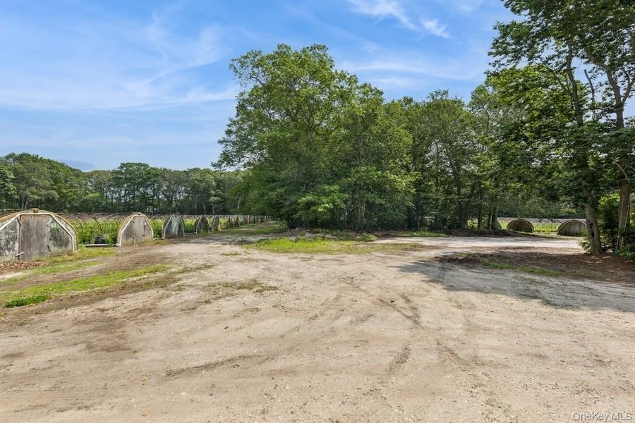 550 / 538 Herricks Lane – For Rent photo 27