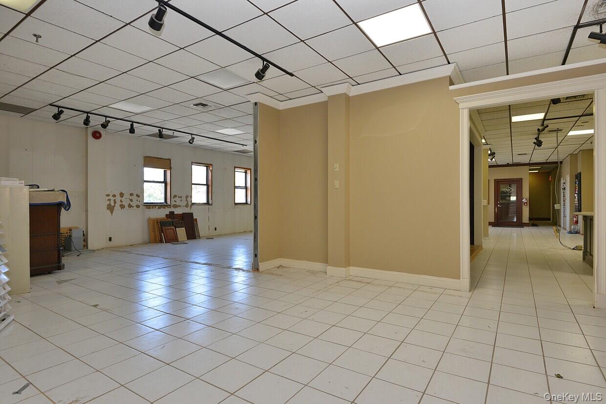 42-02 Astoria Boulevard S, Unit 303 photo 6