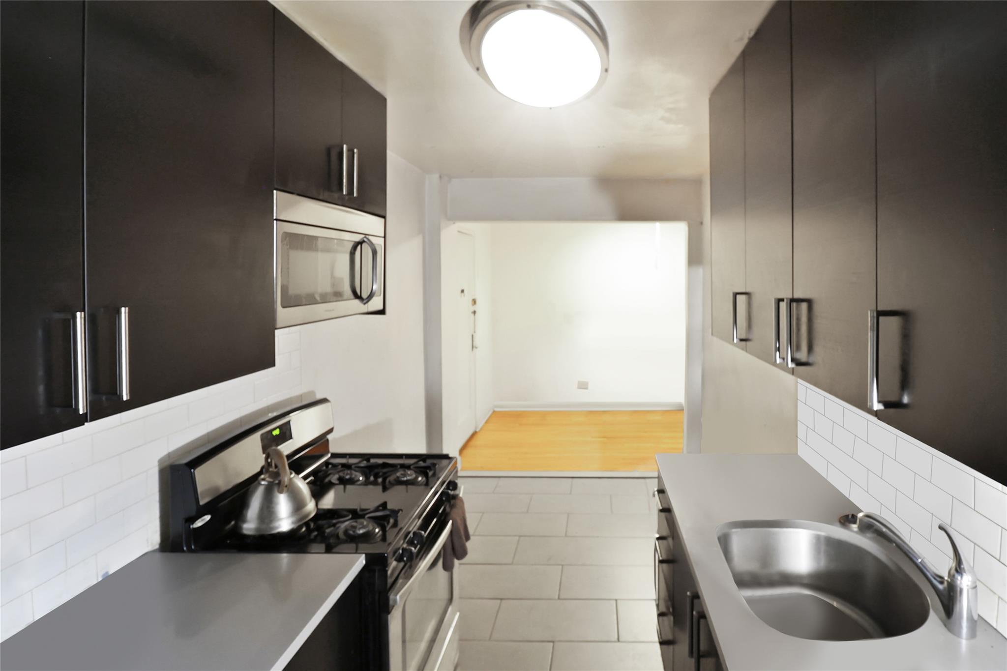 2105 Wallace Avenue, Unit 4A photo 10