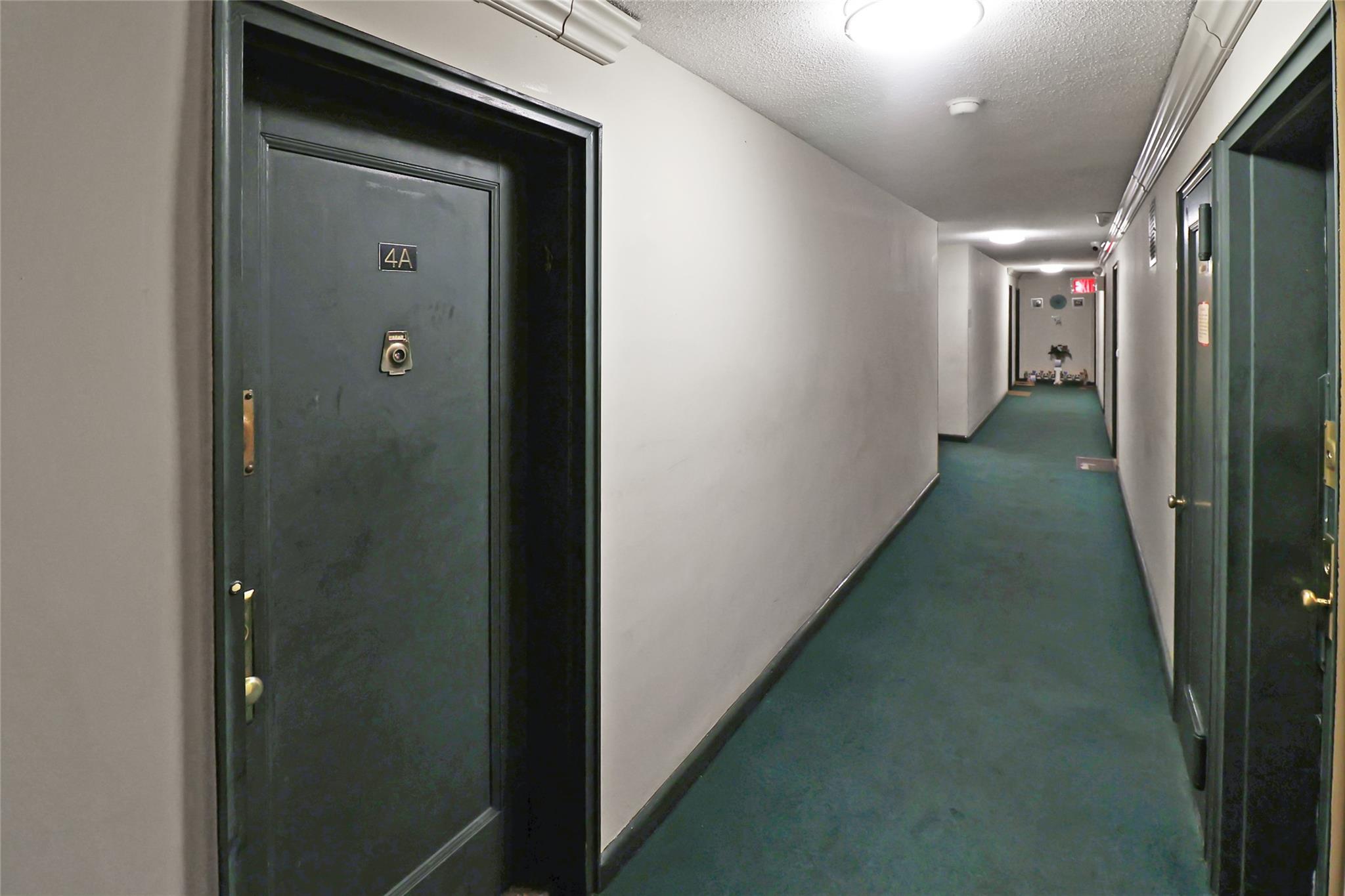 2105 Wallace Avenue, Unit 4A photo 8