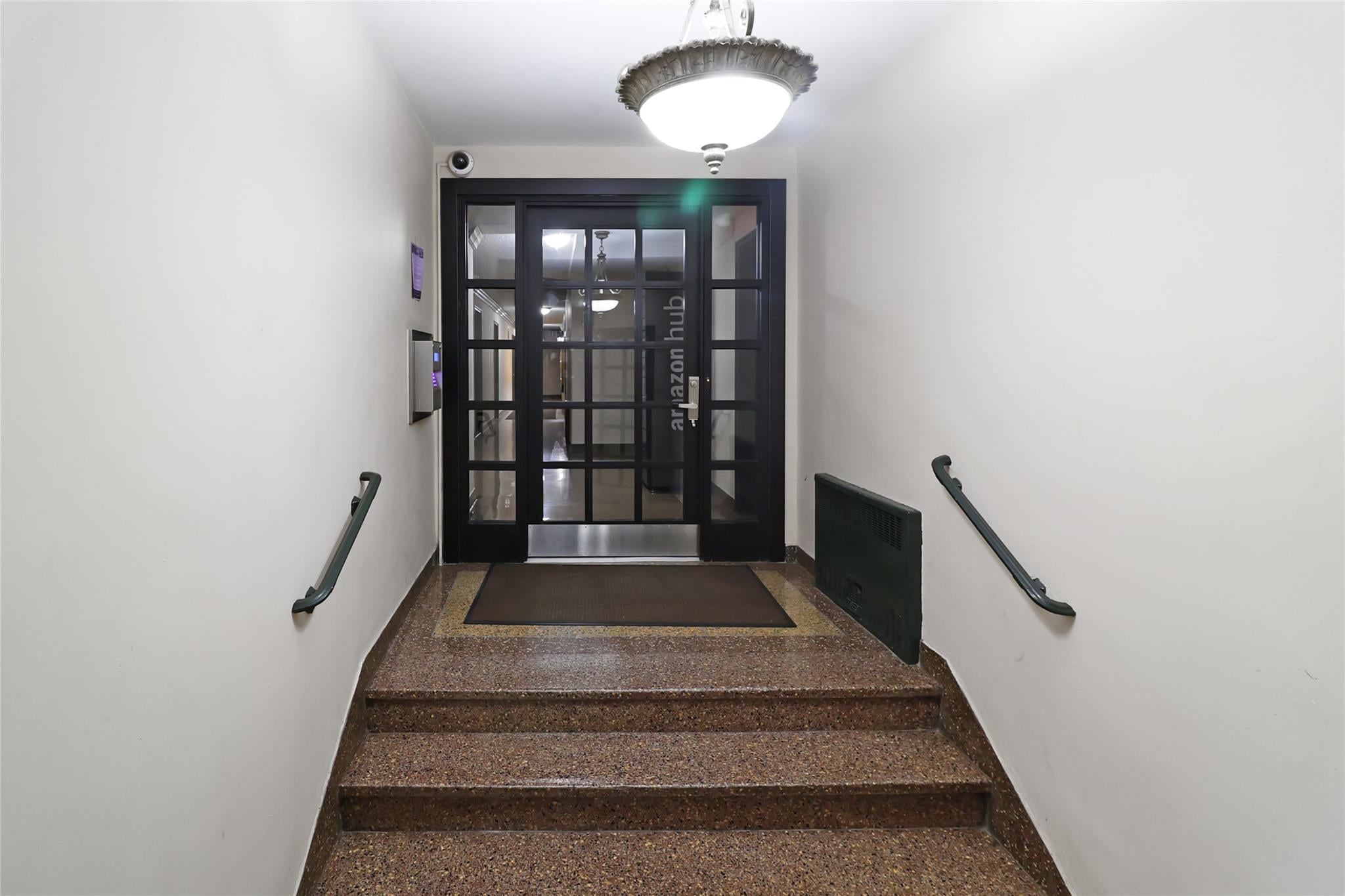 2105 Wallace Avenue, Unit 4A photo 4
