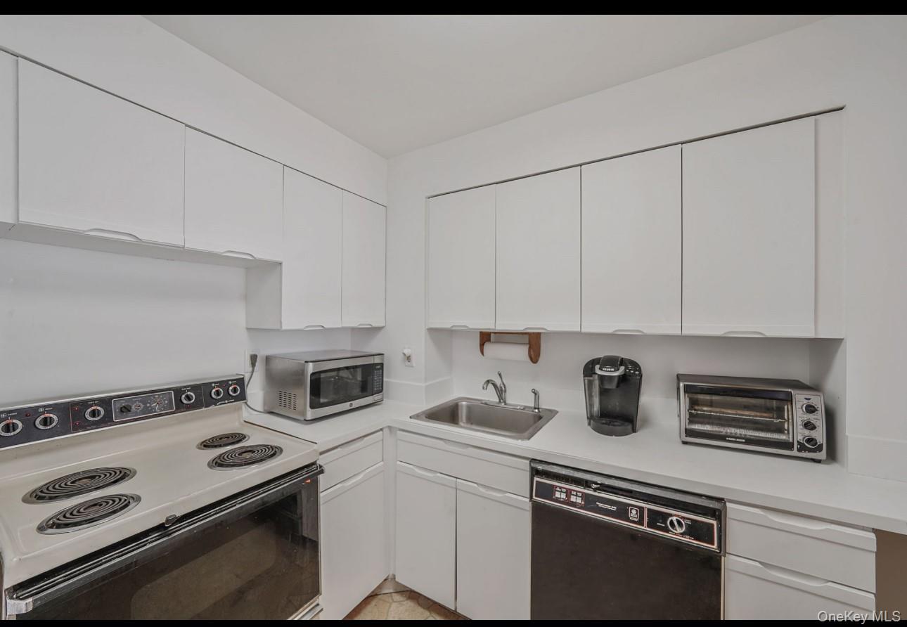 360 Shore Road, Unit 4B photo 15