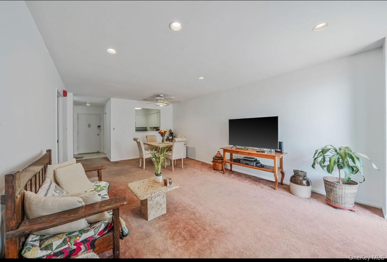 360 Shore Road, Unit 4B photo 23