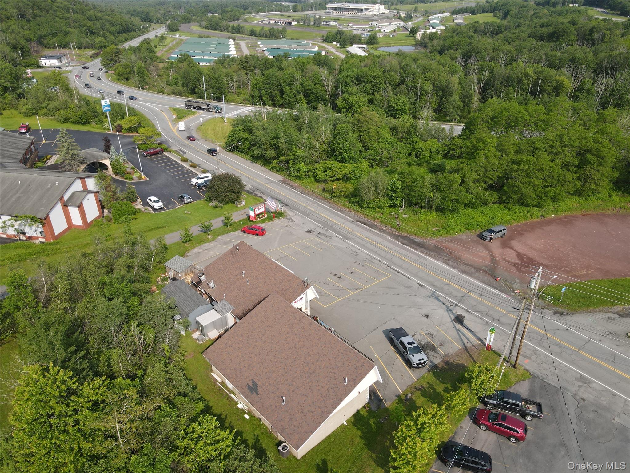 28 Raceway Road – For Sale photo 24