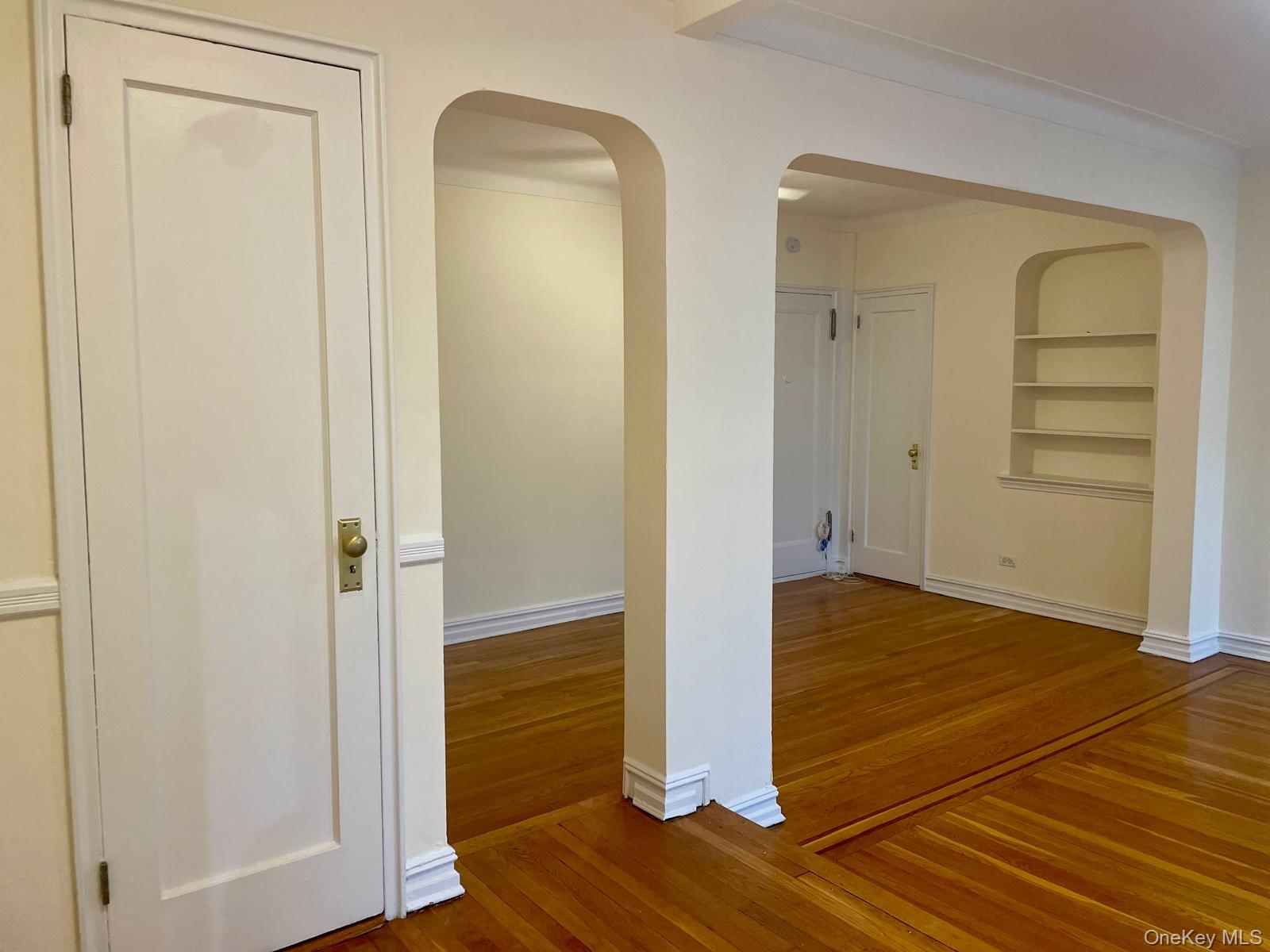 35-35 75 Street, Unit 625 photo 5