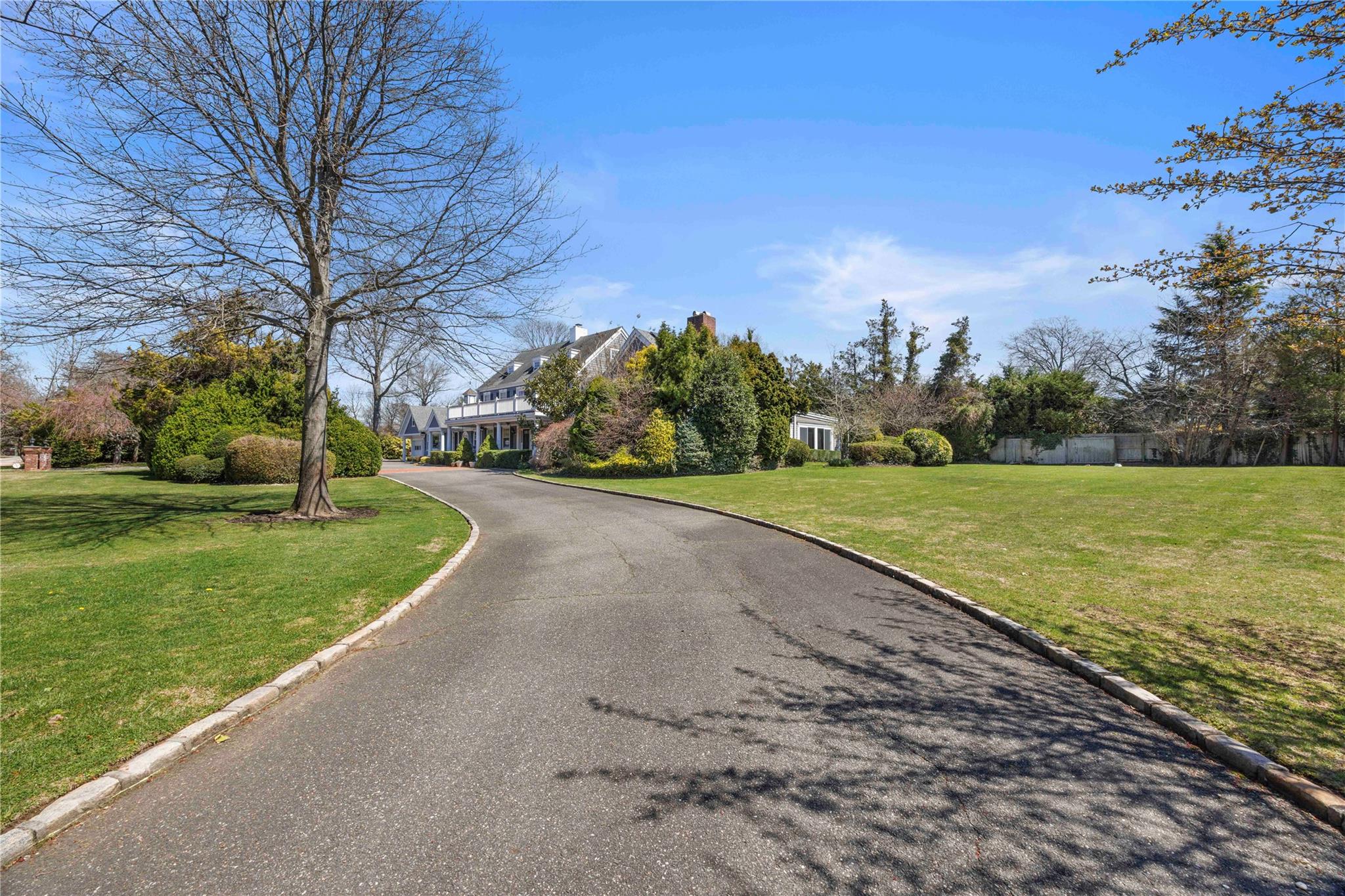 233 Narragansett Avenue – For Sale photo 24