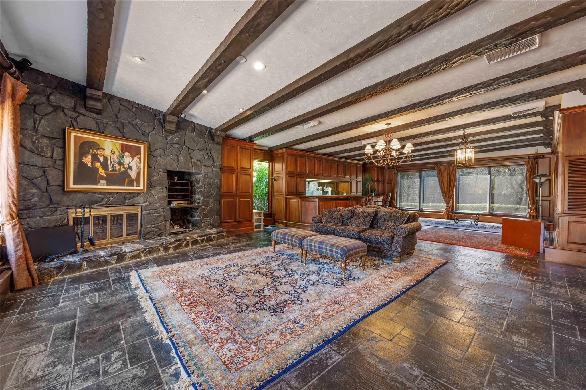 233 Narragansett Avenue – For Sale photo 4