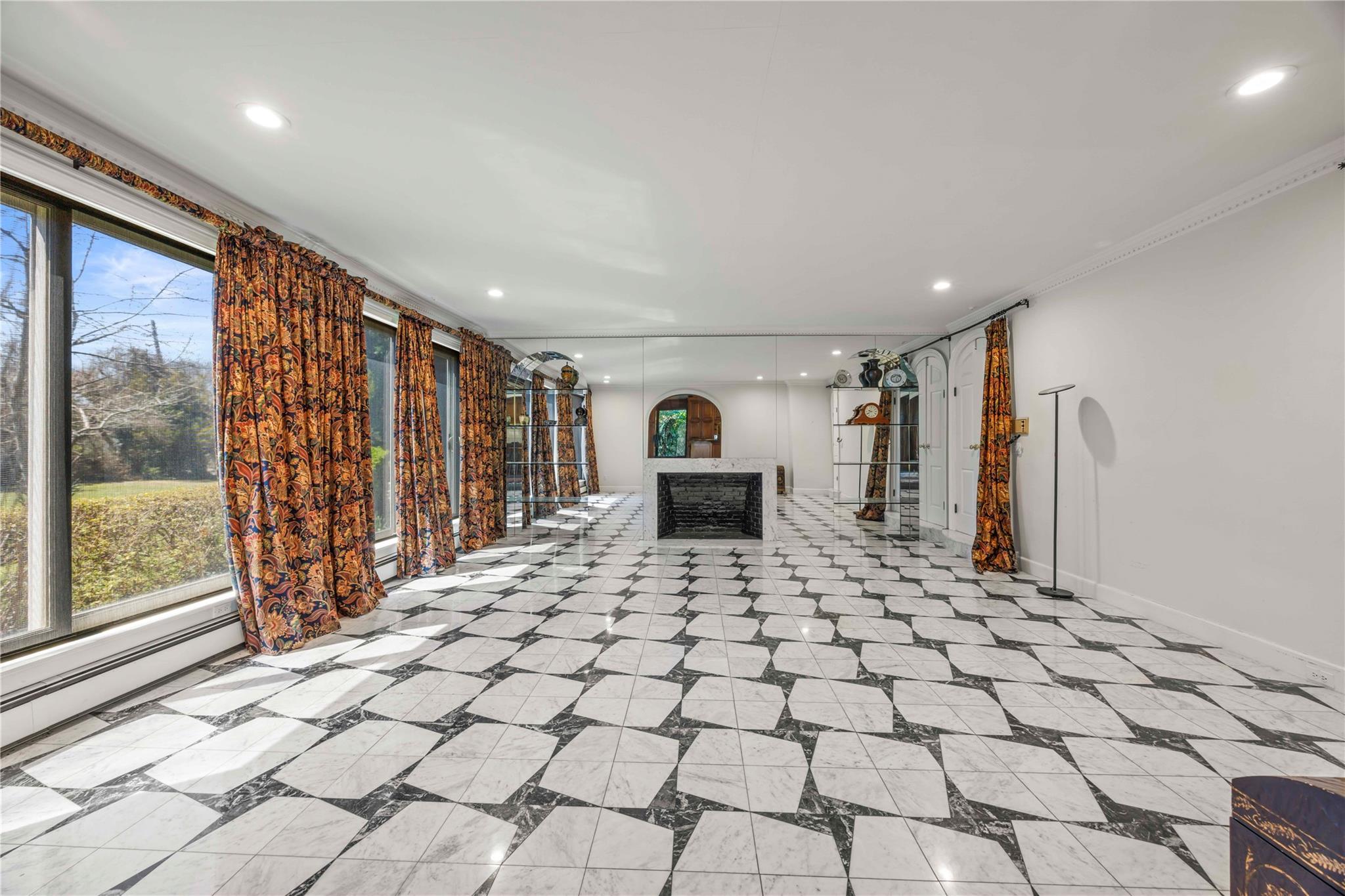 233 Narragansett Avenue – For Sale photo 20