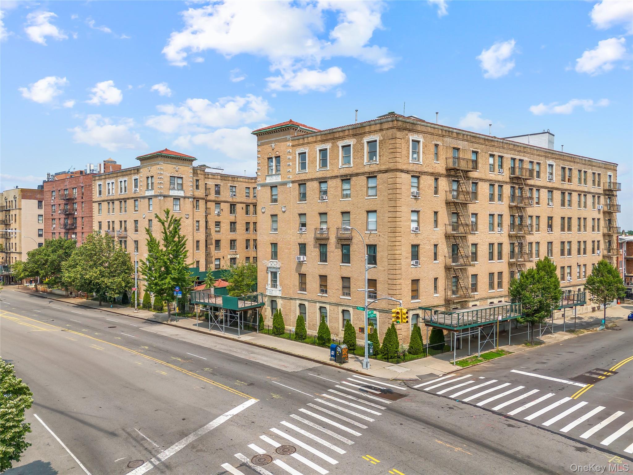14809 Northern Boulevard, Unit 1K photo 2