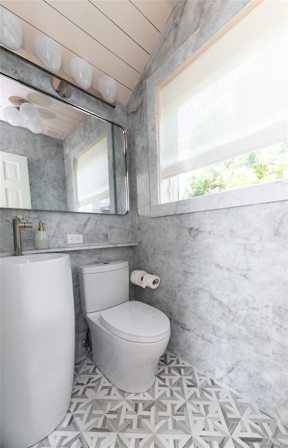 1005 Surf View – For Rent photo 30