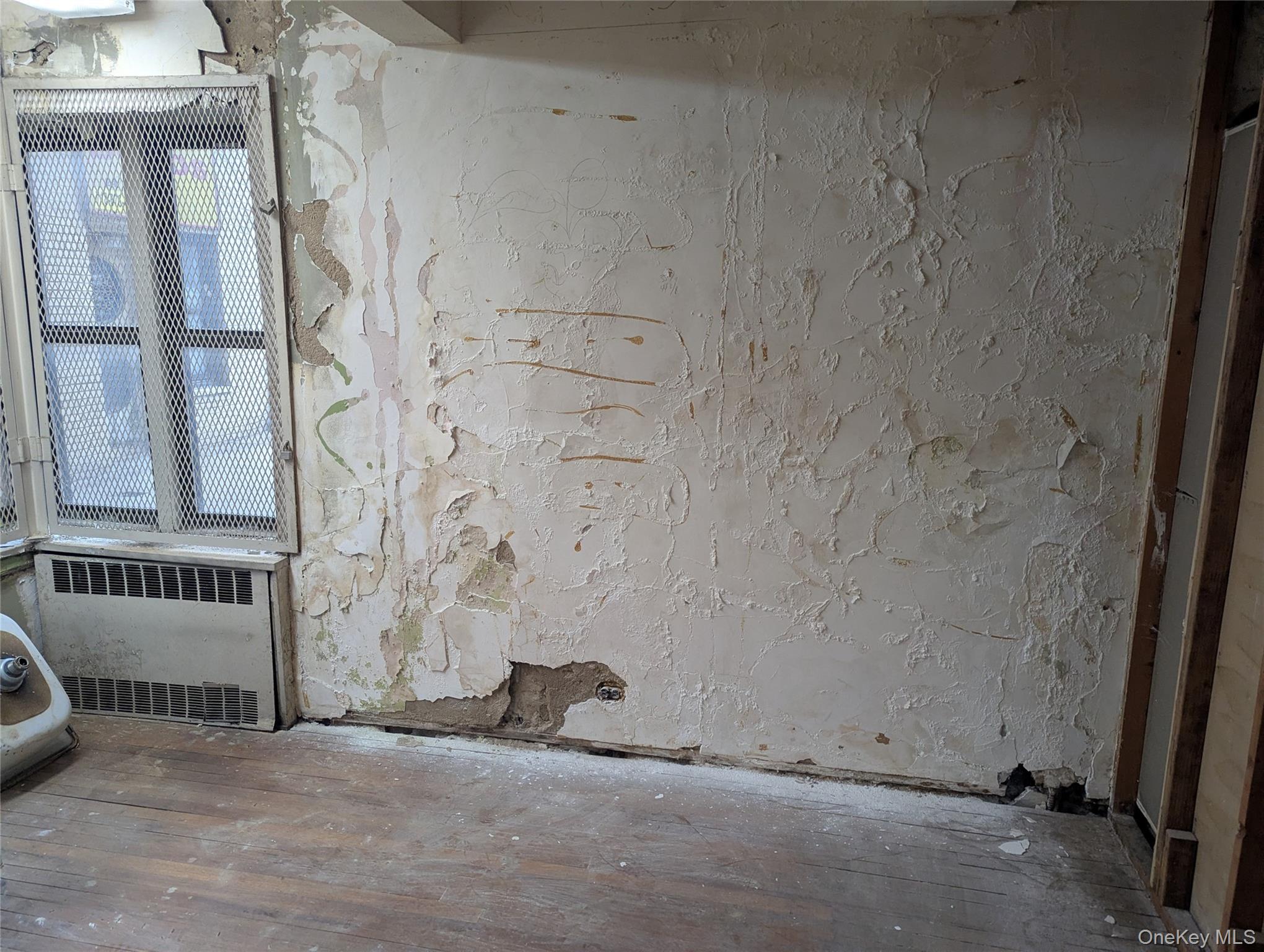 910 Sheridan Avenue, Unit E photo 3