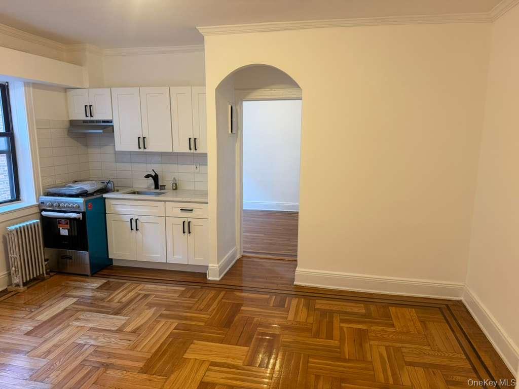 61-40 Saunders Street, Unit D24 photo 17