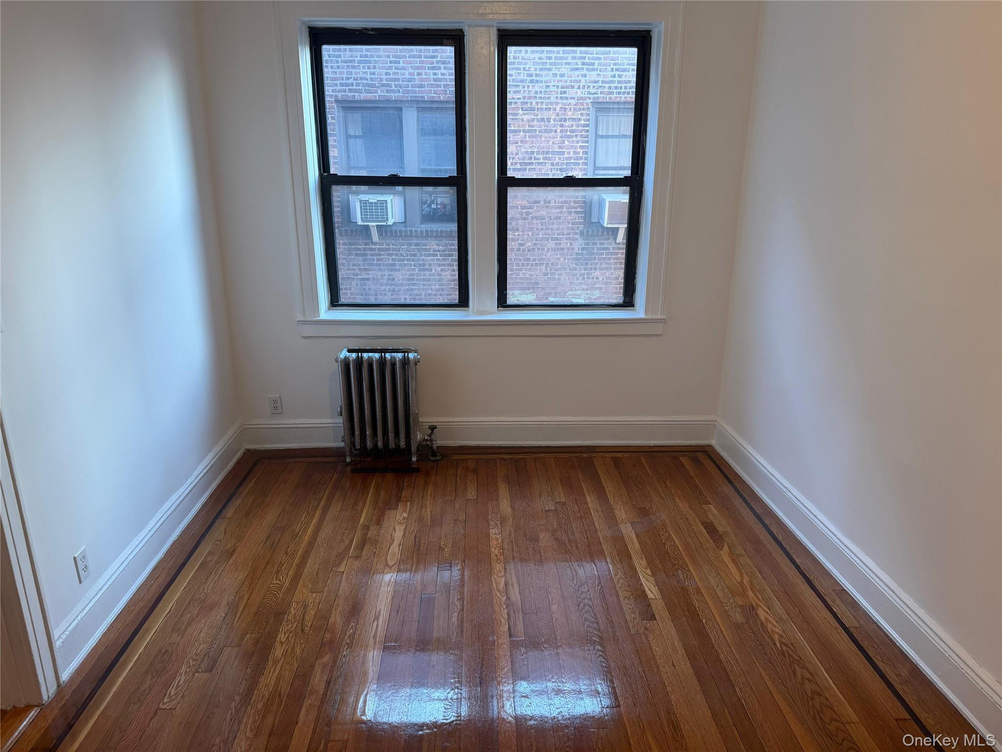 61-40 Saunders Street, Unit D24 photo 3