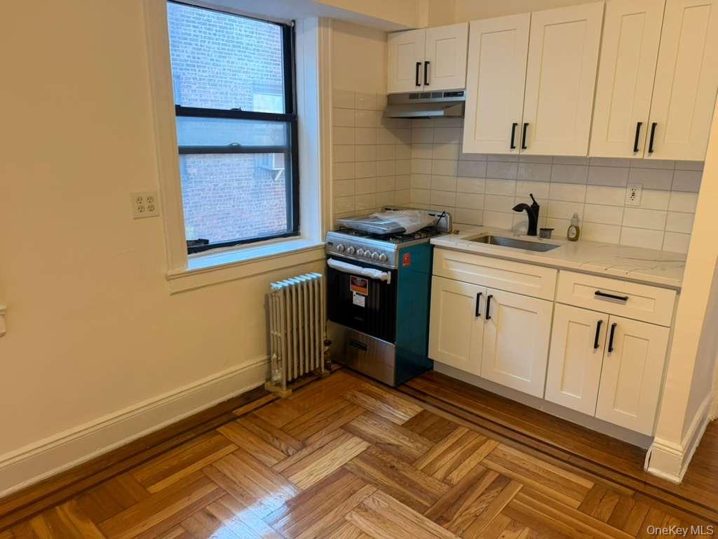 61-40 Saunders Street, Unit D24 photo 18