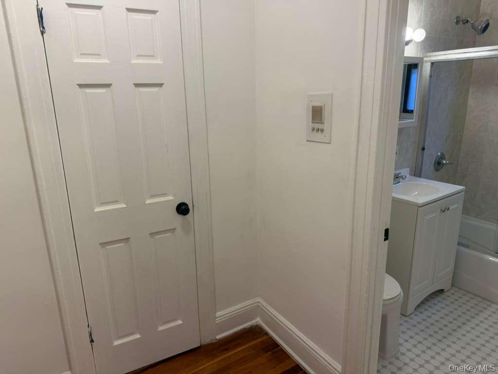 61-40 Saunders Street, Unit D24 photo 10