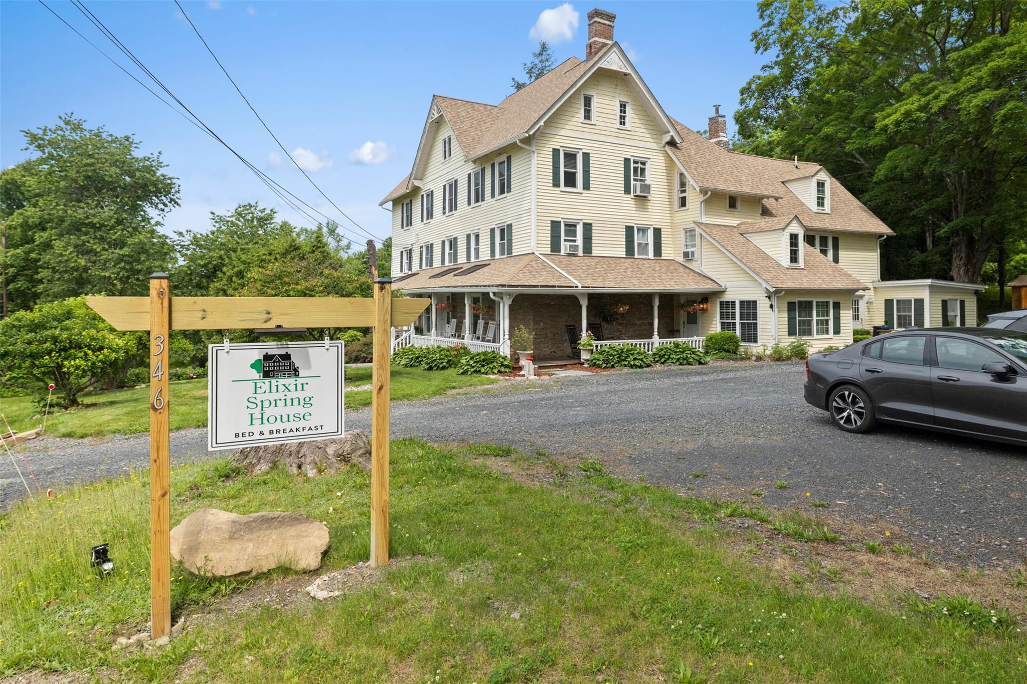 346 Crescent Avenue – For Sale