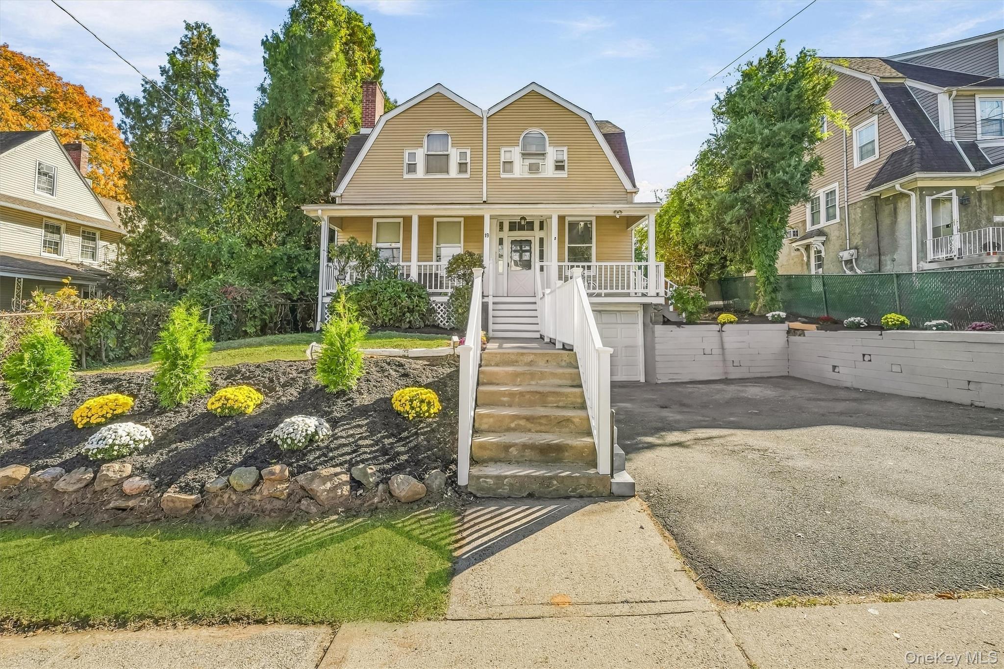 19 Lenox Avenue – For Sale photo 2