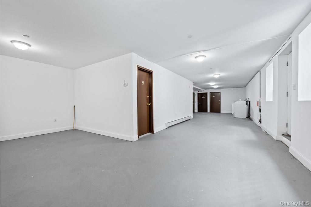16003 Sanford Avenue – For Sale photo 11