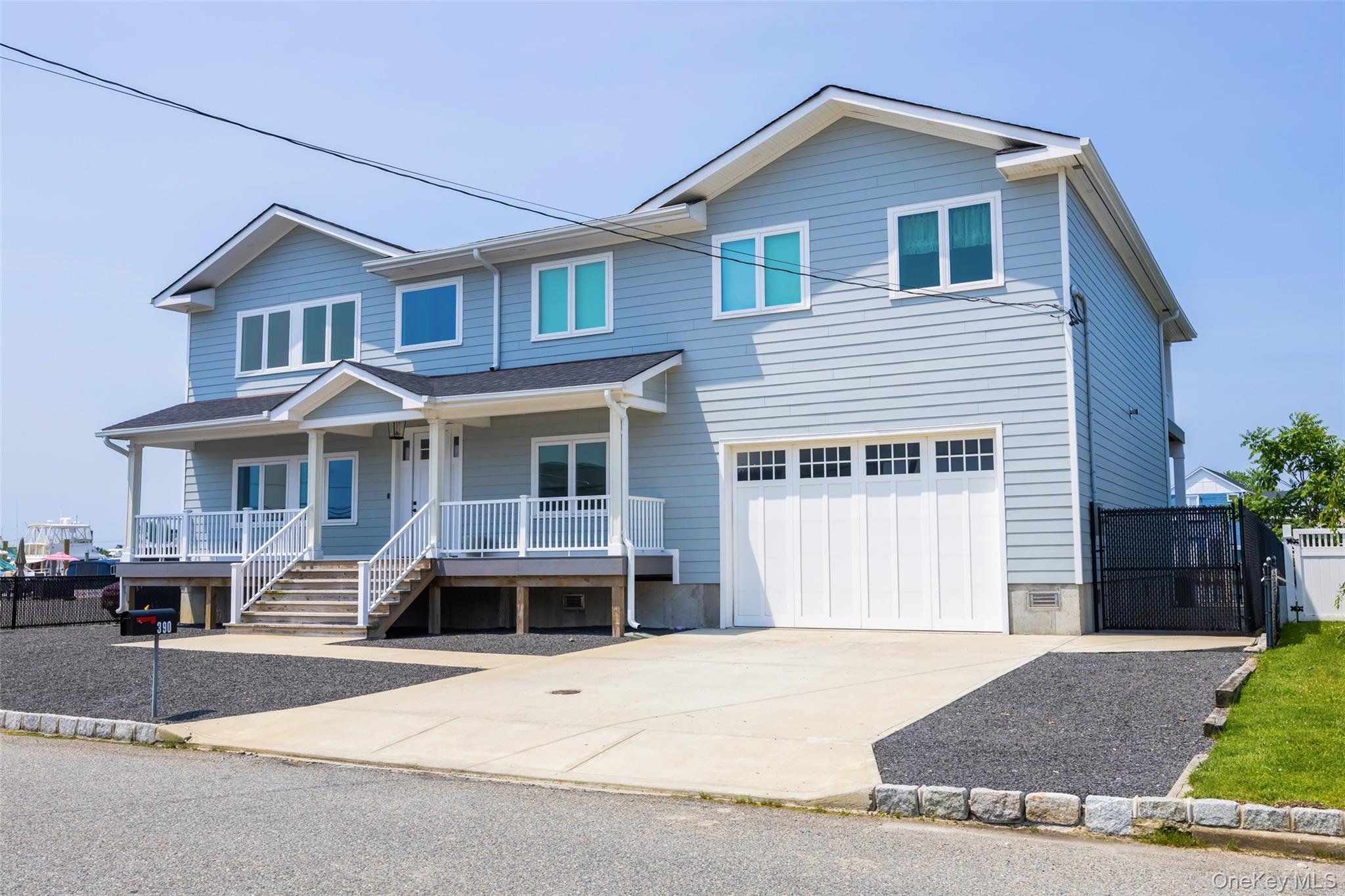 390 E Shore Road – For Sale photo 23