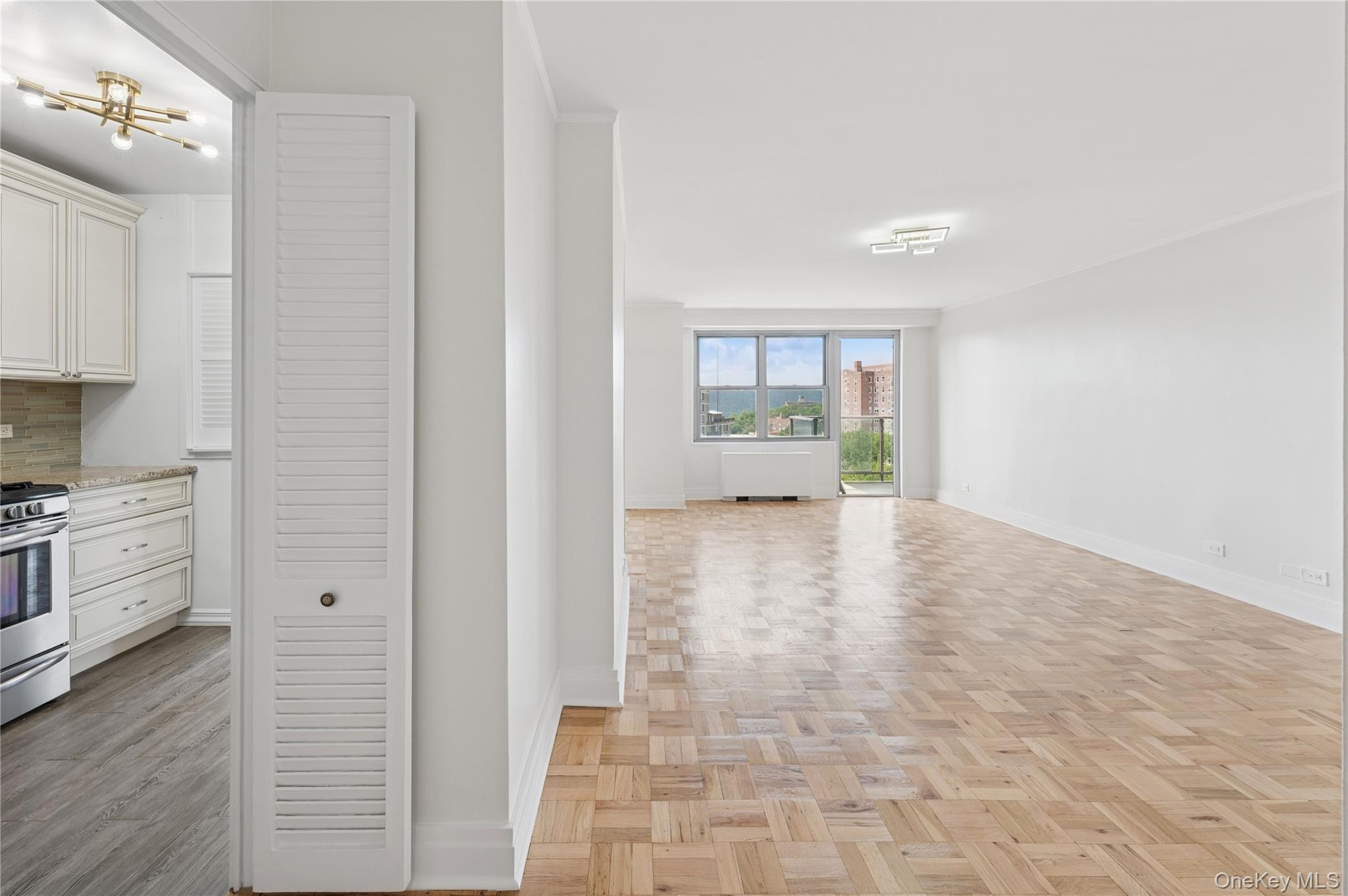 2500 Johnson Avenue, Unit 15N photo 6