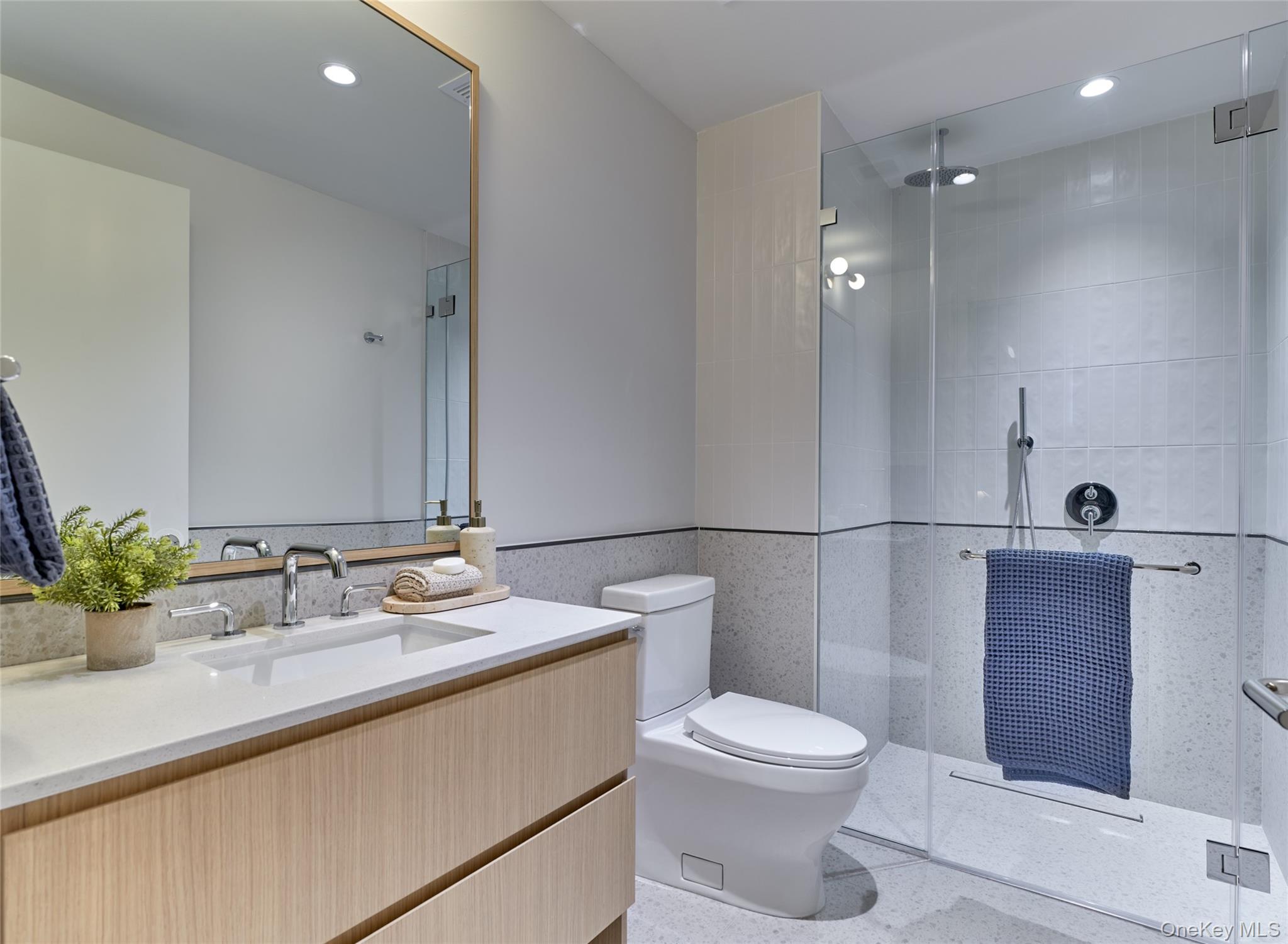 33 Westchester Place, Unit 22B photo 6