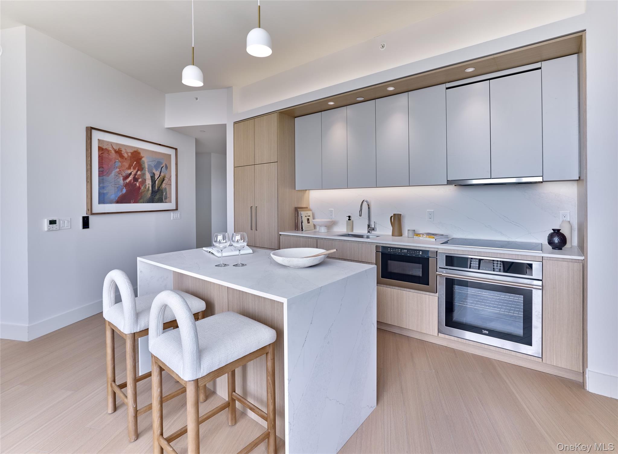 33 Westchester Place, Unit 22B photo 2