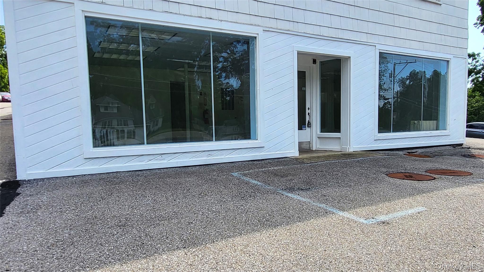 73-75 West Road – For Rent photo 2