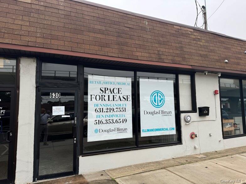 622 Oak Street, Unit 622 628 63 photo 2