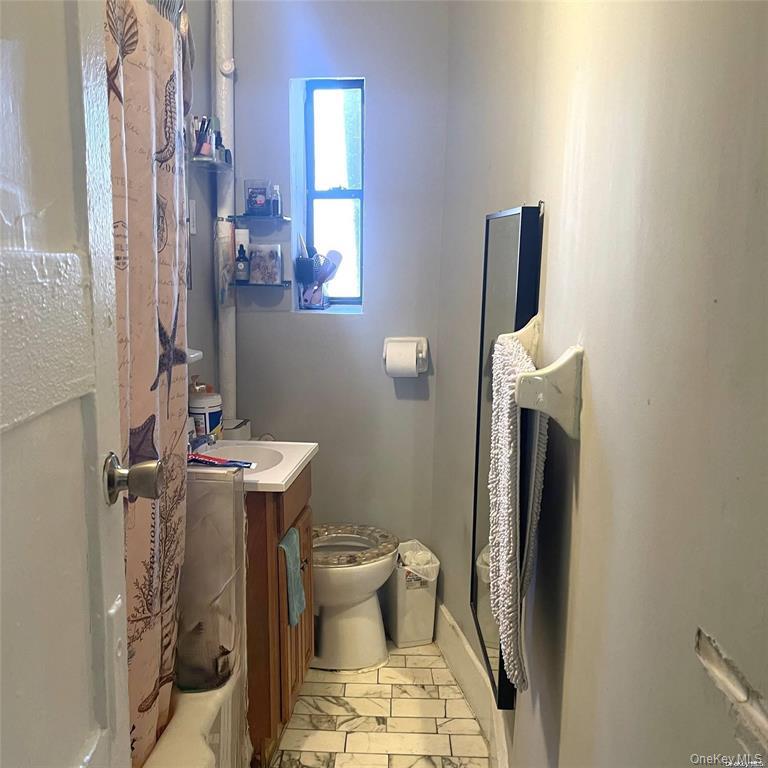 567 Saint Johns Place, Unit 8 photo 12