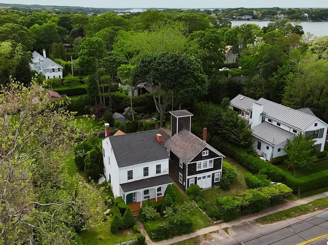 352 Main Street – For Sale photo 5