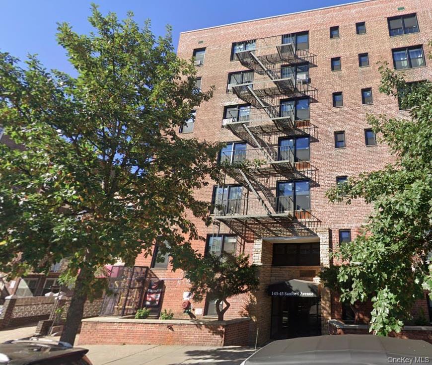 143-45 Sanford Avenue, Unit L2
