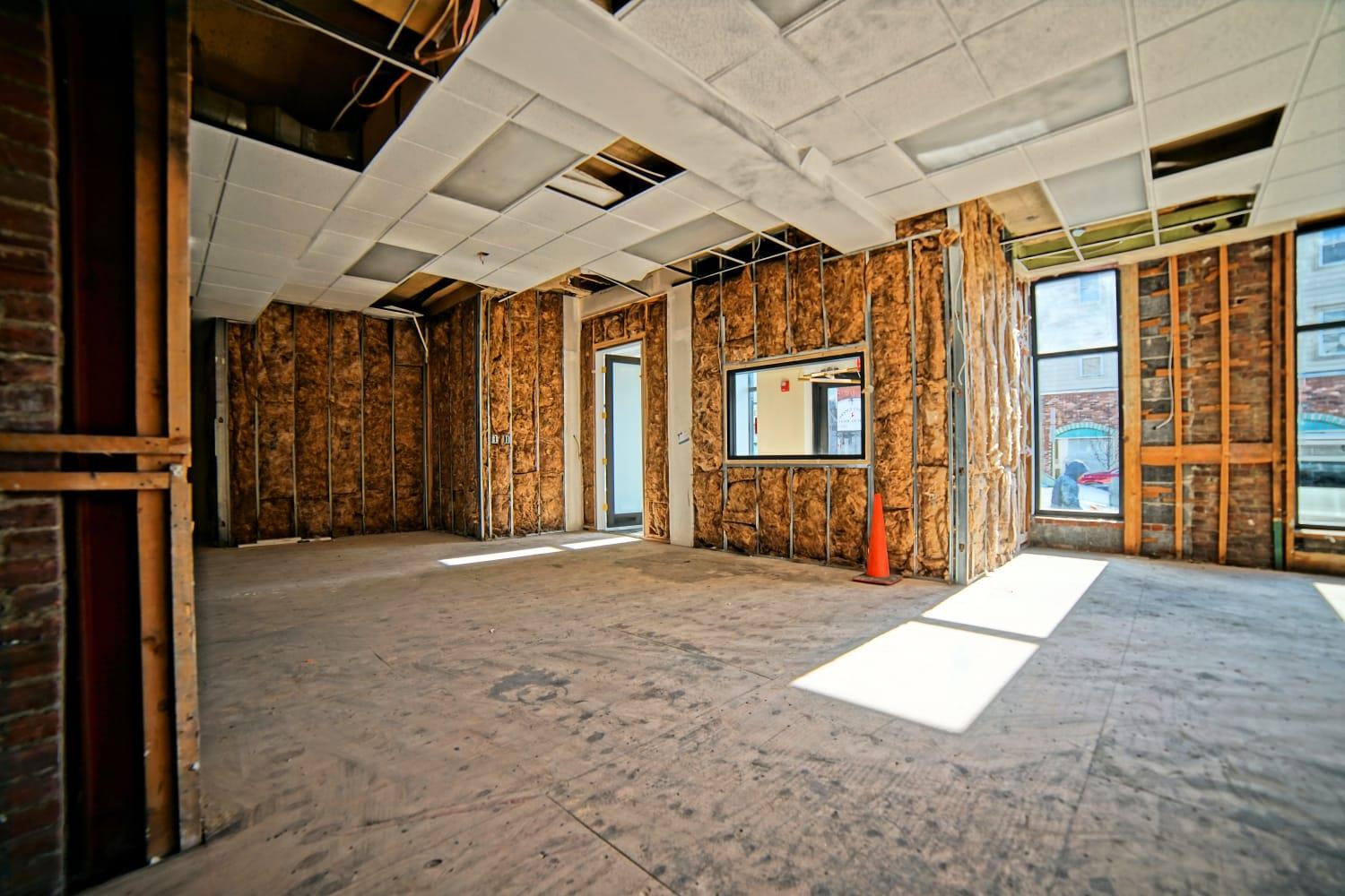 23 Lake Street – For Rent photo 3