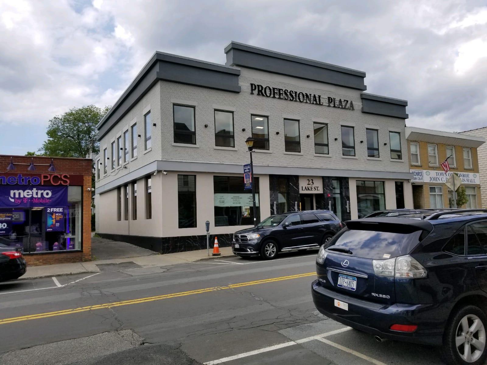 23 Lake Street – For Rent