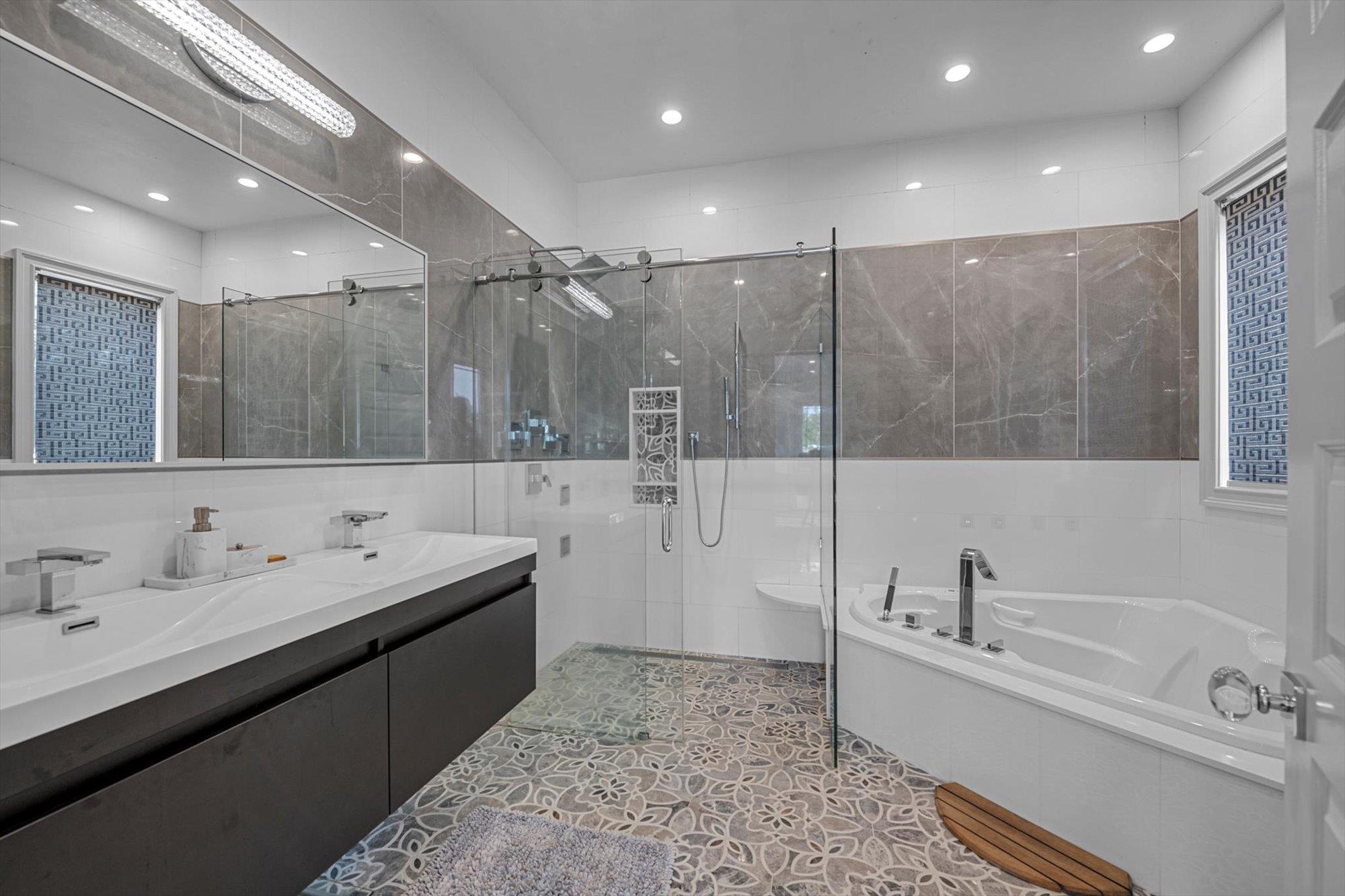 185 Dolphin Drive – For Sale photo 15