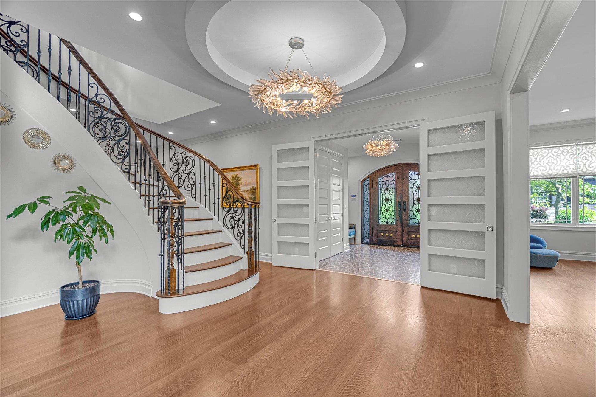 185 Dolphin Drive – For Sale photo 2