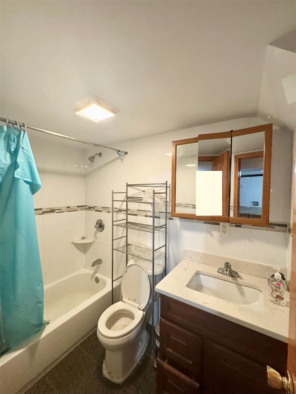 3715 93rd Street – For Sale photo 12