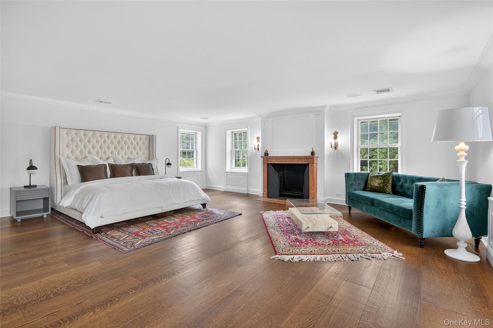 60 Piping Rock Road – For Sale photo 22