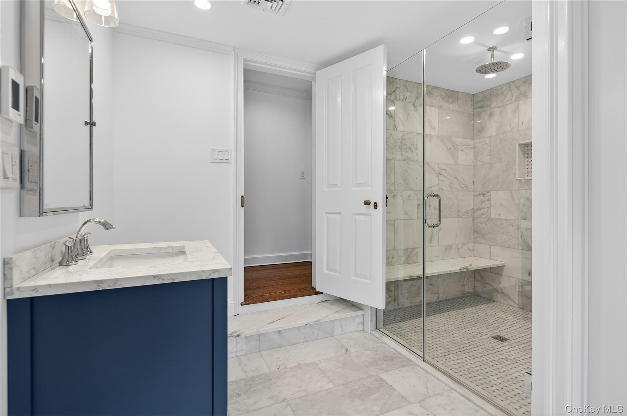 60 Piping Rock Road – For Sale photo 23