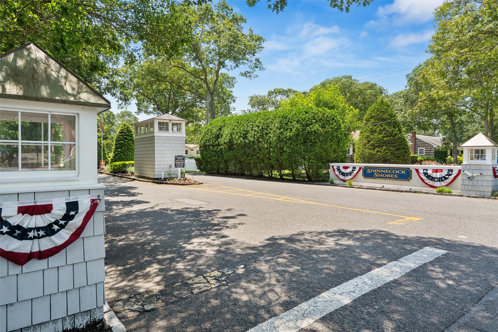 9 Shinnecock Road – For Sale photo 2