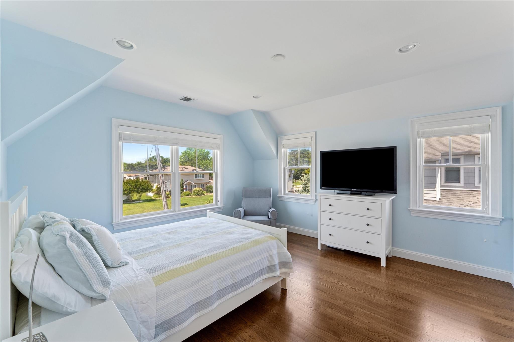 9 Shinnecock Road – For Sale photo 17