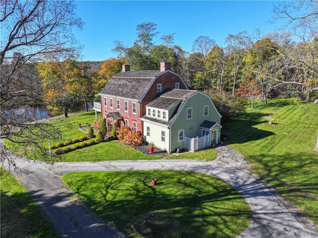 11 Brown Road – For Sale