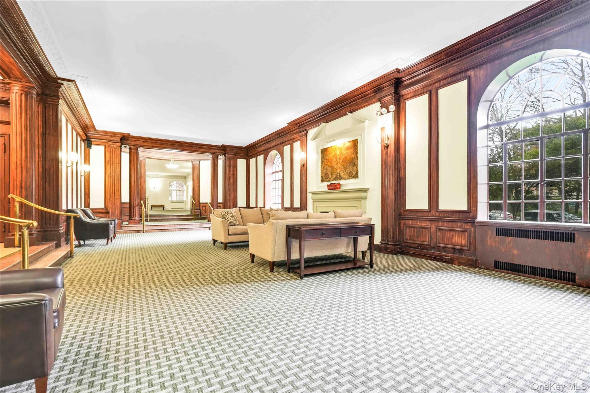 84-51 Beverly Road, Unit 5P photo 3