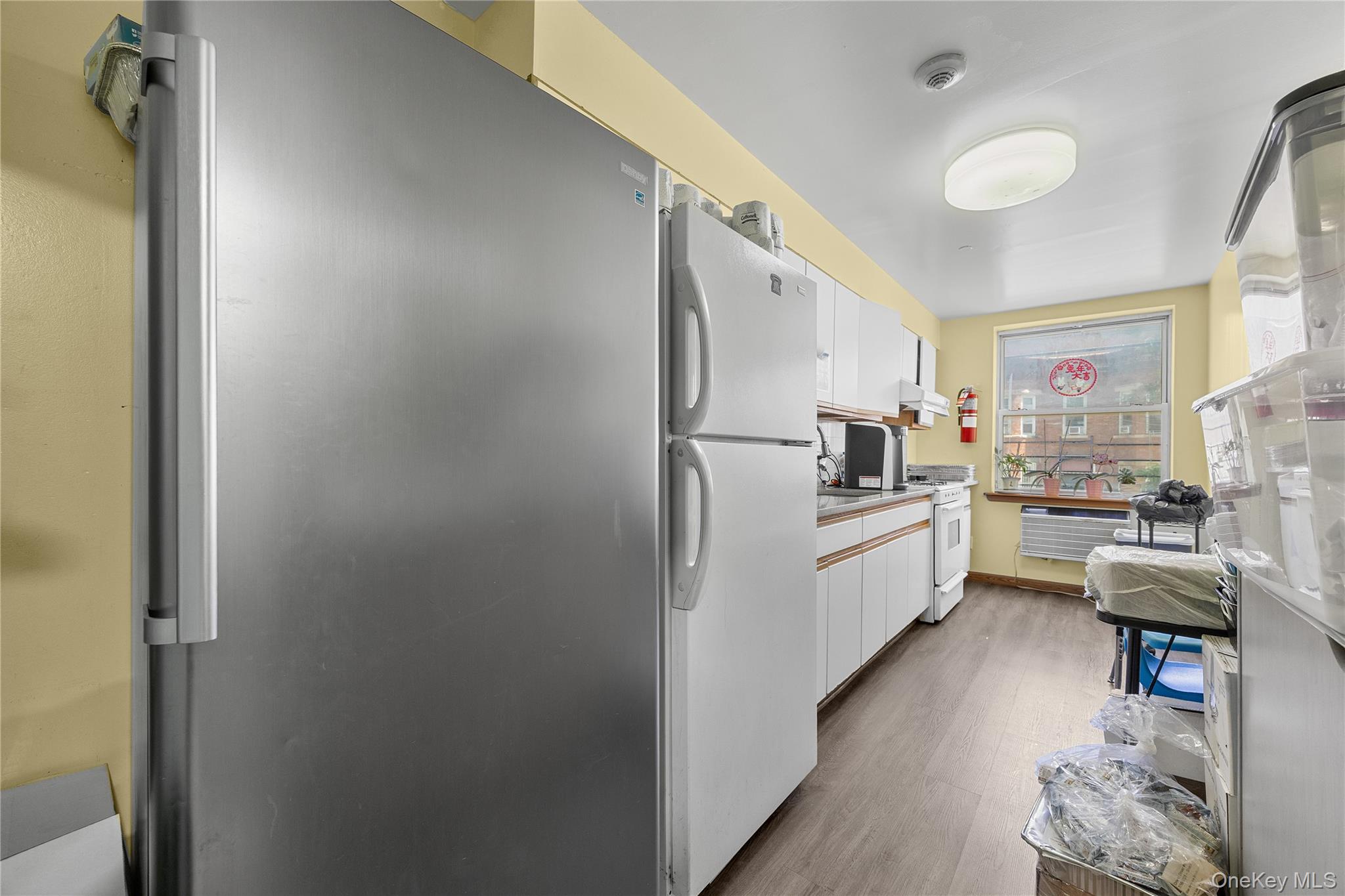 880 60th Street, Unit 1A photo 13