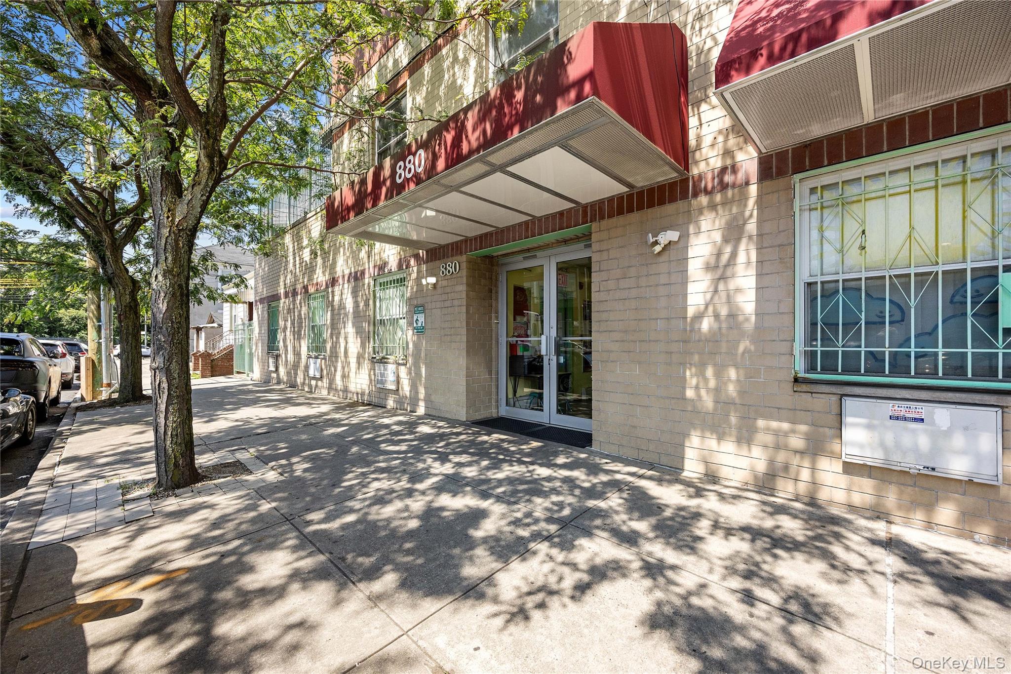 880 60th Street, Unit 1A