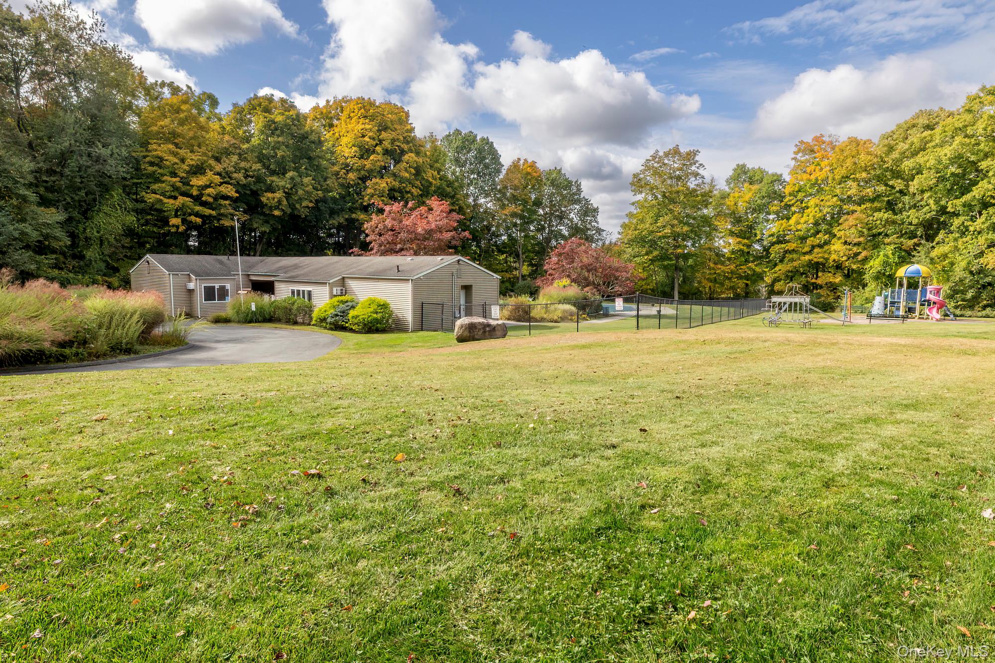 501 Village Drive – For Sale photo 20