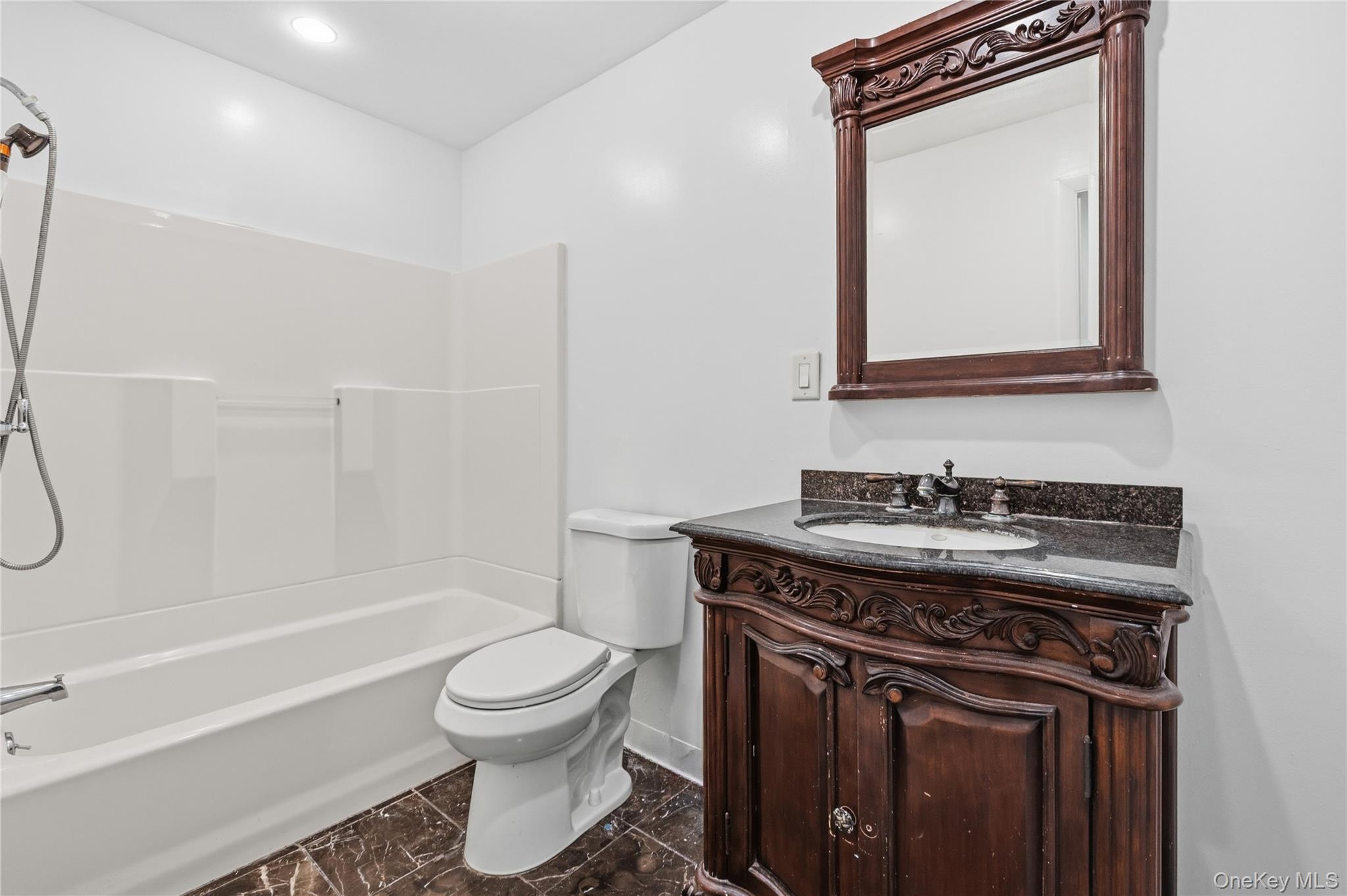 501 Village Drive – For Sale photo 7